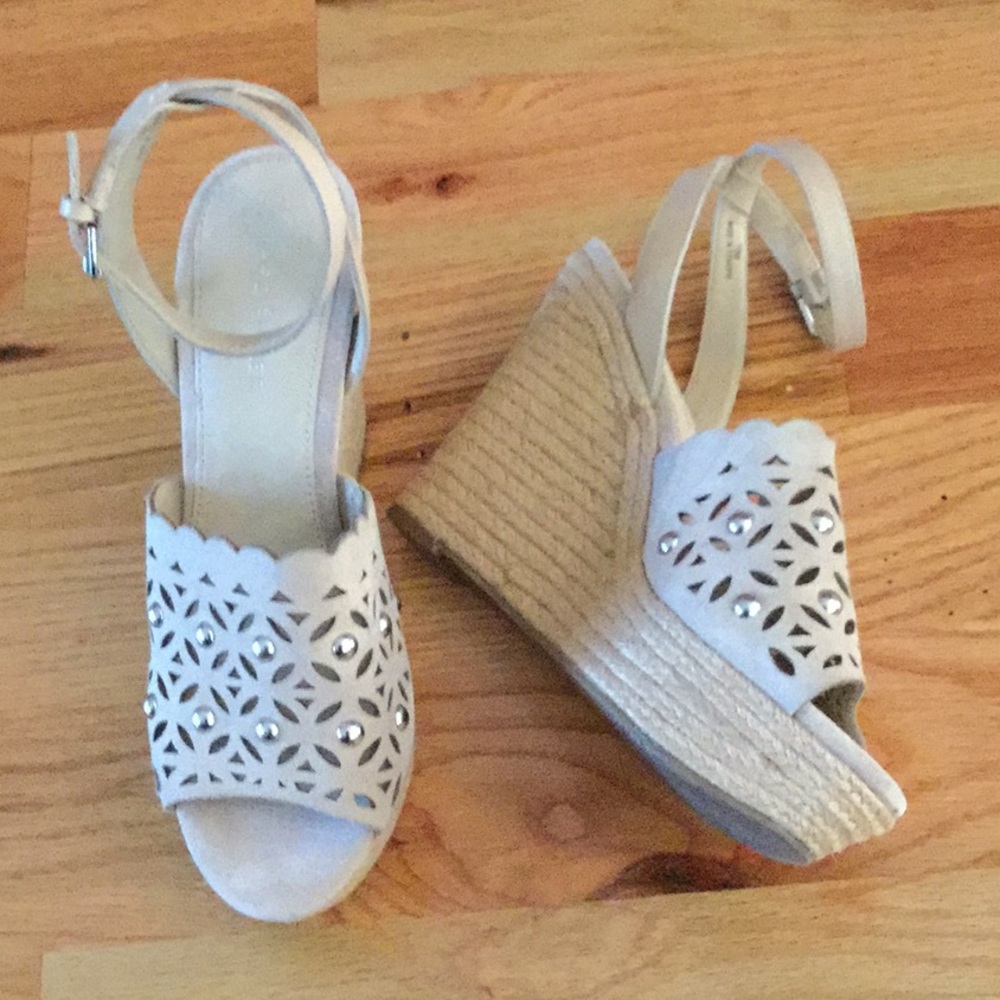 Marc Fisher Hata ivory suede espadrilles